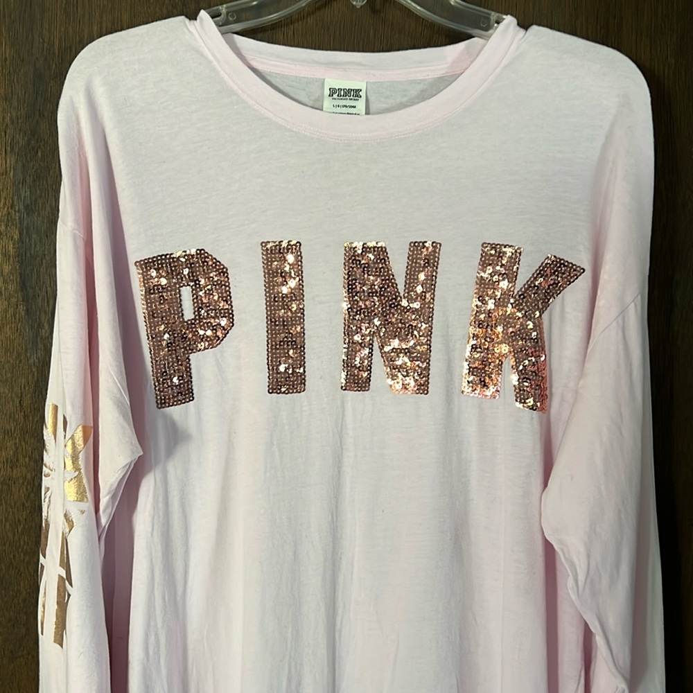 Ladies Pink shirt. Size Large. Excellent condition